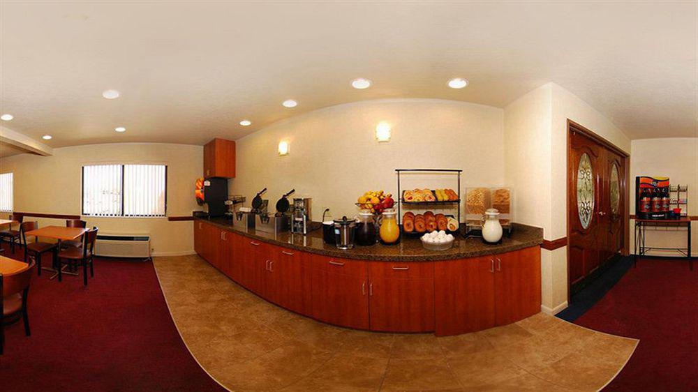Econo Lodge Inn & Suites Sandy Εξωτερικό φωτογραφία