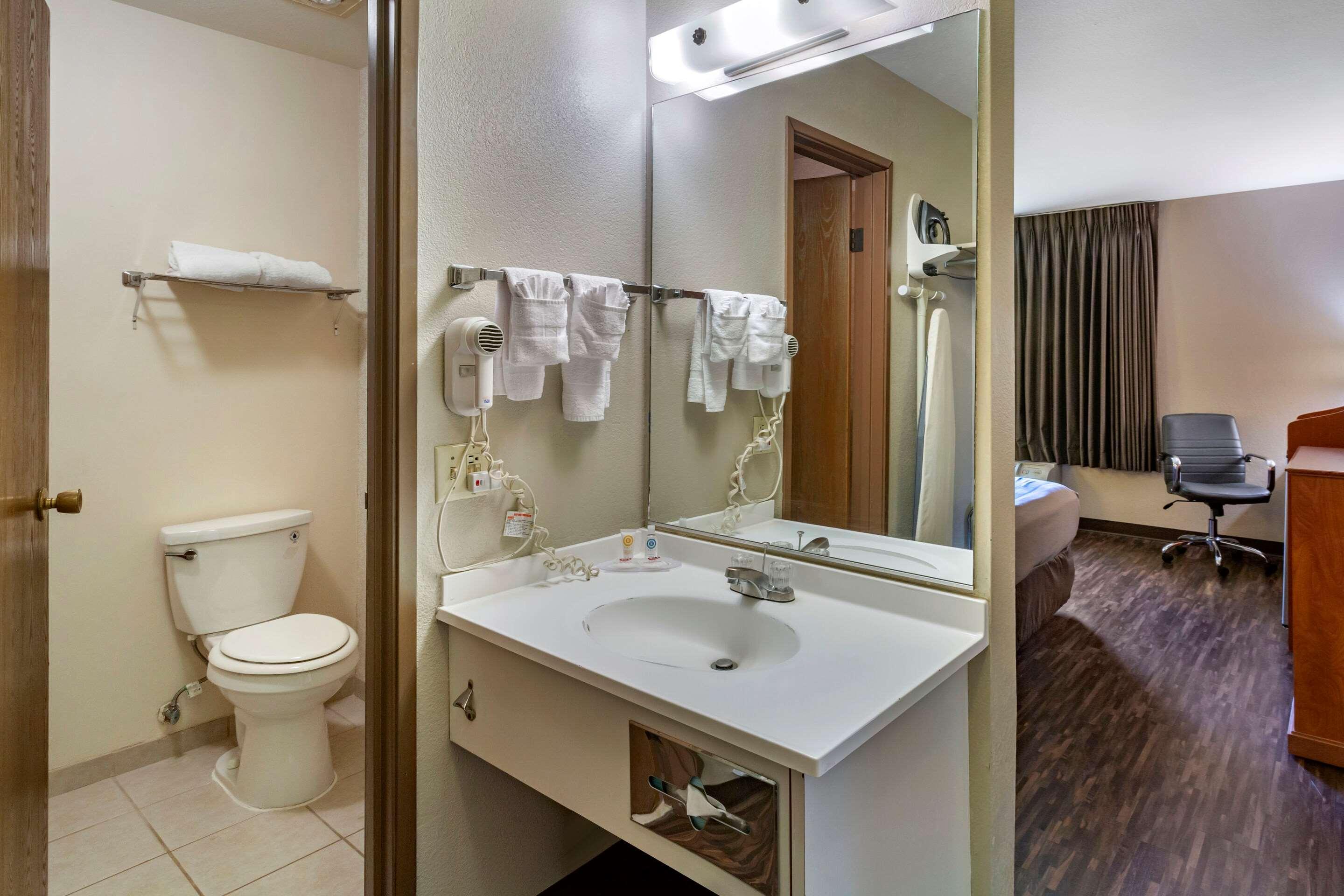 Econo Lodge Inn & Suites Sandy Εξωτερικό φωτογραφία