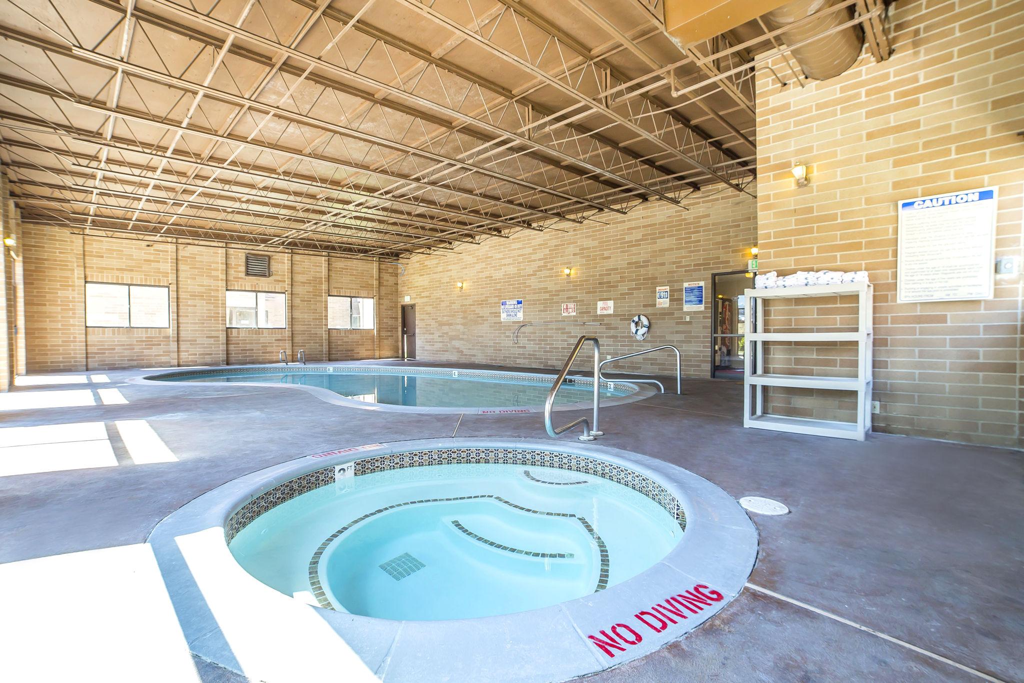Econo Lodge Inn & Suites Sandy Εξωτερικό φωτογραφία