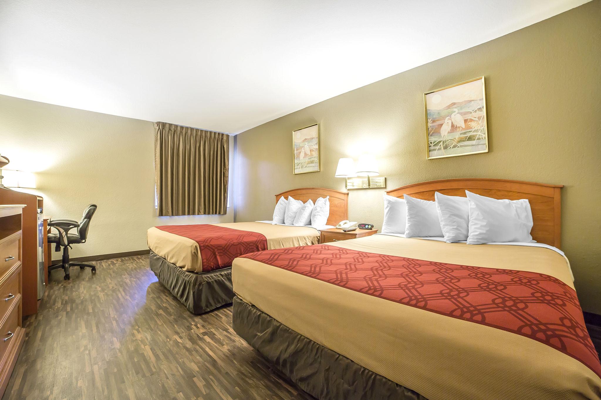 Econo Lodge Inn & Suites Sandy Εξωτερικό φωτογραφία