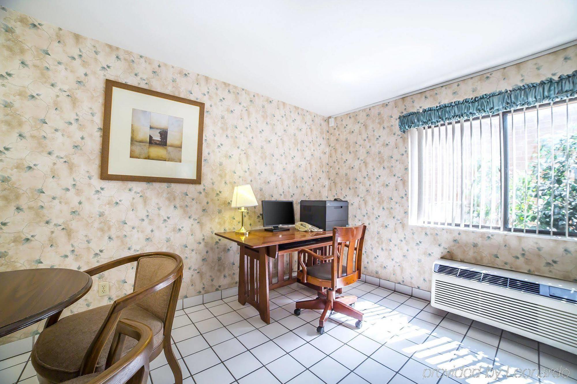 Econo Lodge Inn & Suites Sandy Εξωτερικό φωτογραφία